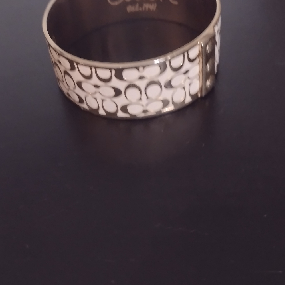Auth Coach bangle - Picture 4 of 4